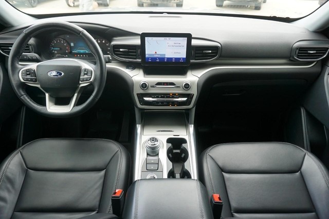 2022 Ford Explorer XLT 4WD image 35