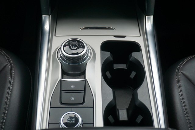 2022 Ford Explorer XLT 4WD image 39