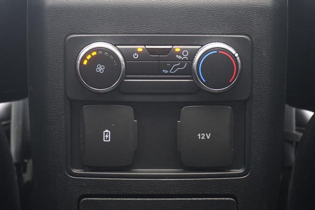 2022 Ford Explorer XLT 4WD image 41