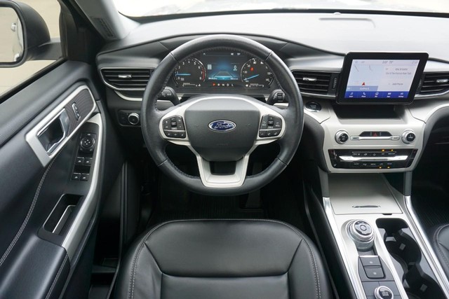 2022 Ford Explorer XLT 4WD image 42