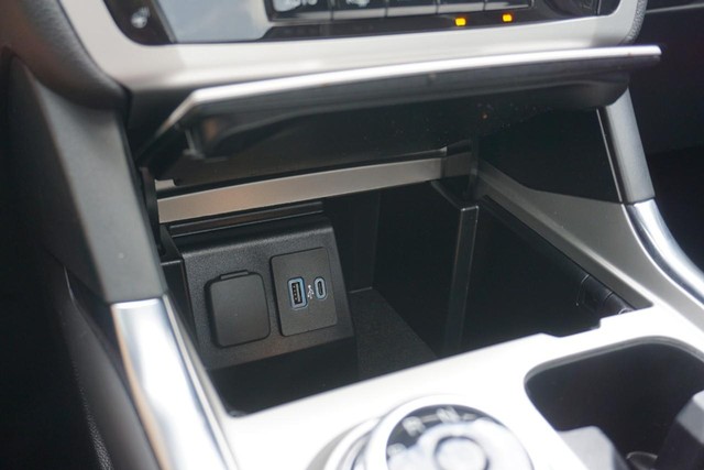 2022 Ford Explorer XLT 4WD image 50