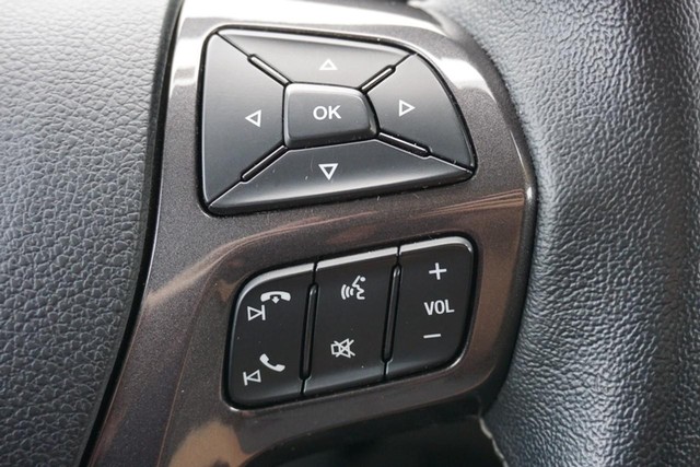 2022 Ford Ranger 4WD LARIAT SuperCrew image 39