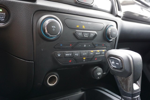 2022 Ford Ranger 4WD LARIAT SuperCrew image 43