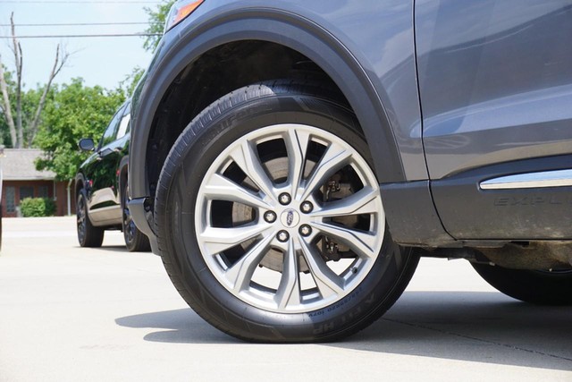 2021 Ford Explorer XLT 4WD image 14