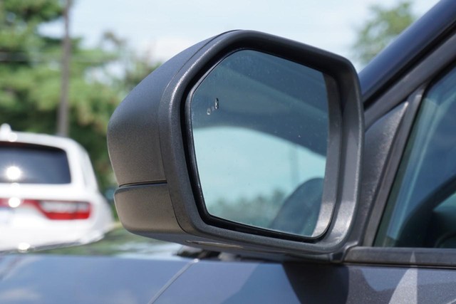 2021 Ford Explorer XLT 4WD image 15