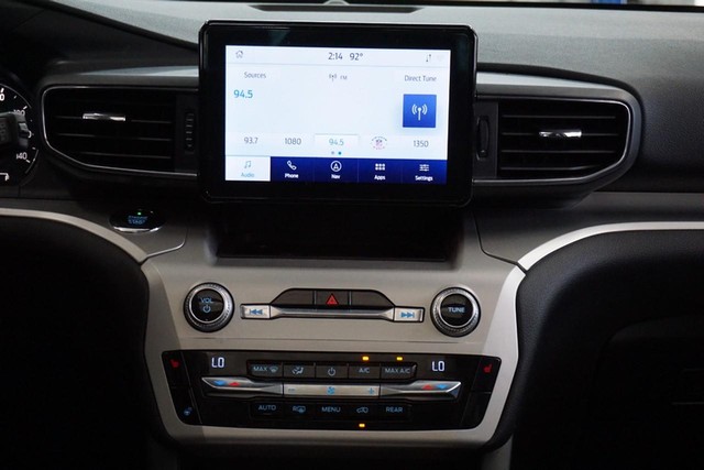 2021 Ford Explorer XLT 4WD image 35