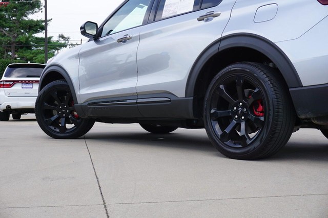 2022 Ford Explorer ST 4WD image 15