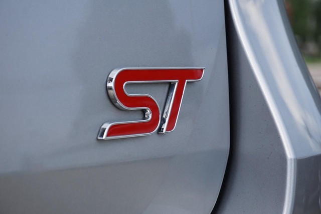 2022 Ford Explorer ST 4WD image 20