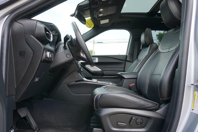 2022 Ford Explorer ST 4WD image 24