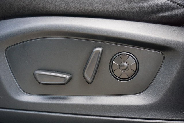 2022 Ford Explorer ST 4WD image 25