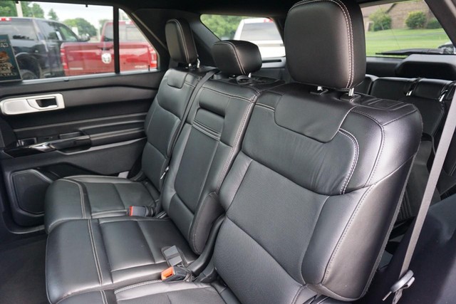 2022 Ford Explorer ST 4WD image 29