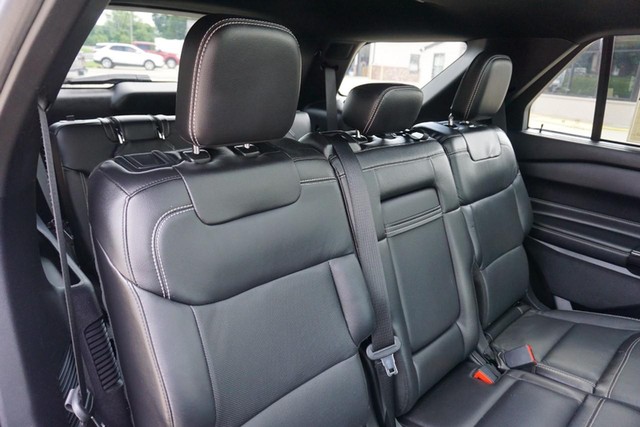 2022 Ford Explorer ST 4WD image 31