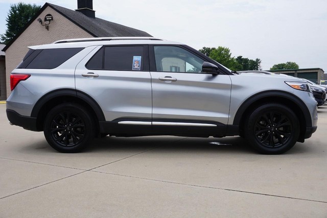 2023 Ford Explorer Limited 4WD image 02