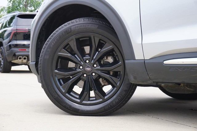 2023 Ford Explorer Limited 4WD image 14