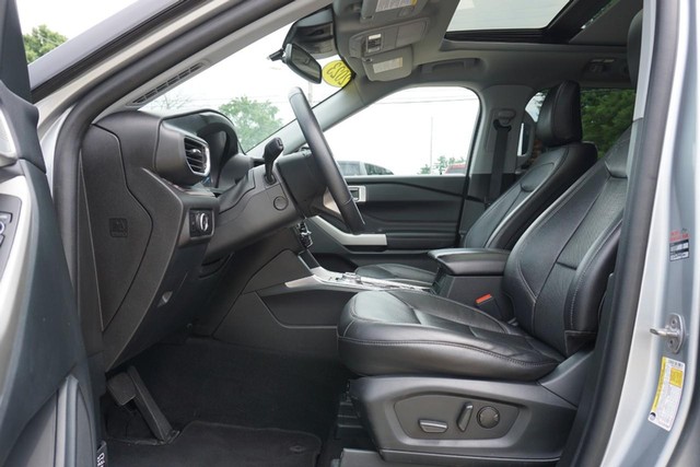 2023 Ford Explorer Limited 4WD image 22