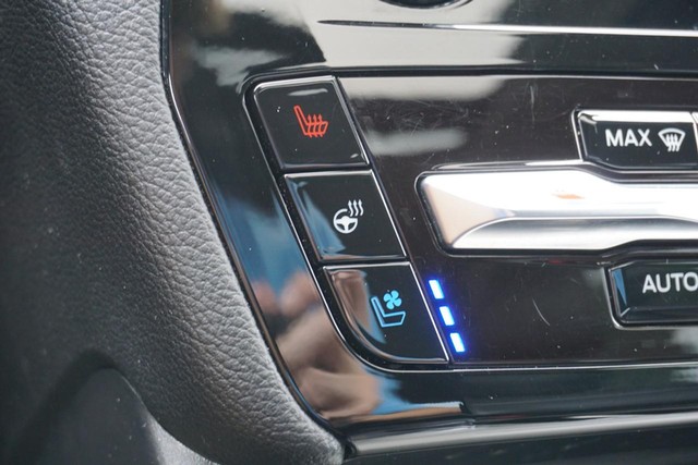 2023 Ford Explorer Limited 4WD image 40