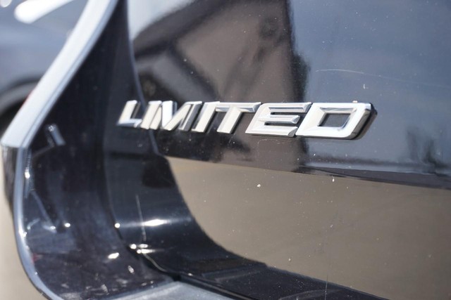2023 Ford Explorer Limited 4WD image 18