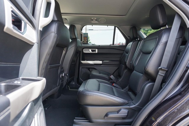 2023 Ford Explorer Limited 4WD image 25