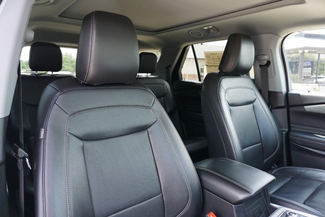 2023 Ford Explorer Limited 4WD image 32