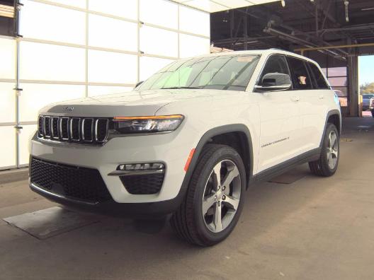 2023 Jeep Grand Cherokee 4WD Limited image 01