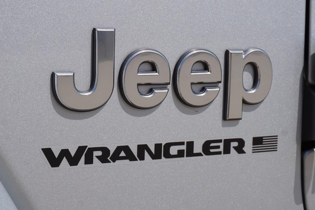 2024 Jeep Wrangler Sahara image 14