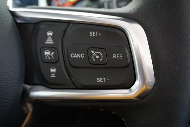 2024 Jeep Wrangler Sahara image 42