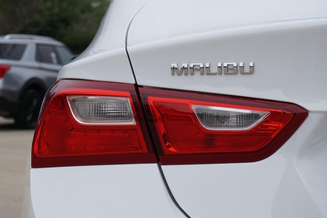 2024 Chevrolet Malibu LT image 16