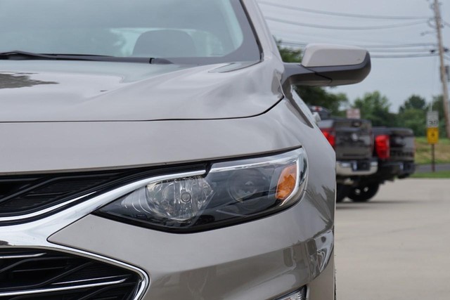 2024 Chevrolet Malibu LT image 10