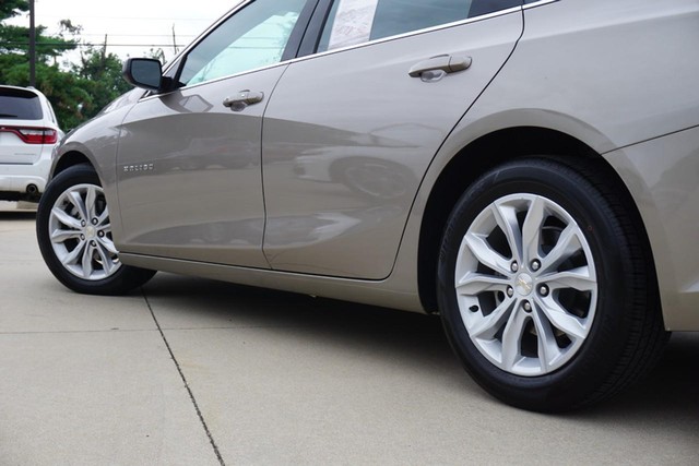 2024 Chevrolet Malibu LT image 13