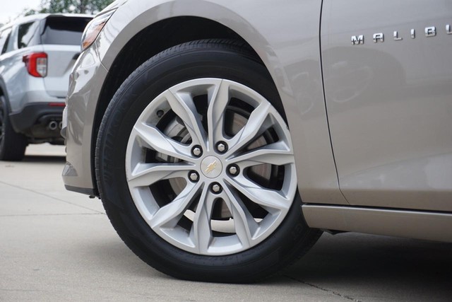 2024 Chevrolet Malibu LT image 14