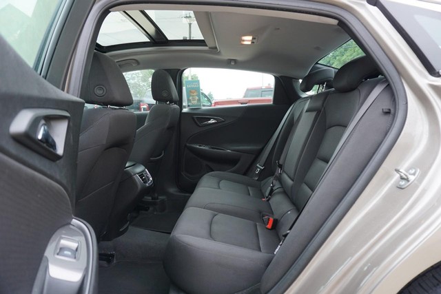 2024 Chevrolet Malibu LT image 24