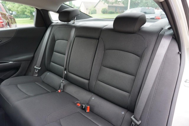 2024 Chevrolet Malibu LT image 25