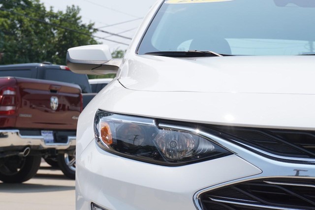 2024 Chevrolet Malibu LT image 09