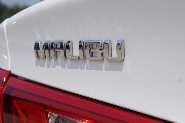 2024 Chevrolet Malibu LT image 18