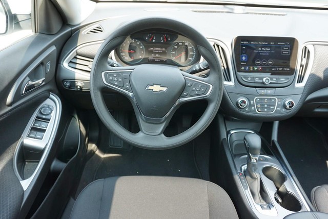 2024 Chevrolet Malibu LT image 34
