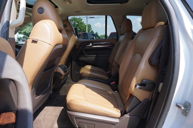 2017 Buick Enclave Leather image 25