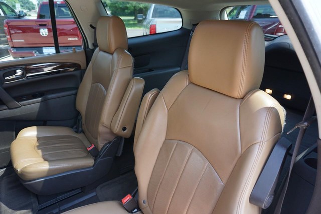 2017 Buick Enclave Leather image 26