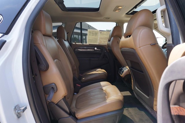 2017 Buick Enclave Leather image 28