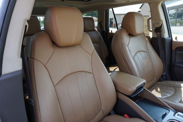 2017 Buick Enclave Leather image 33