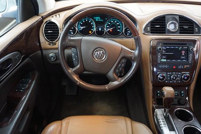 2017 Buick Enclave Leather image 38