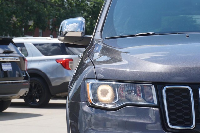 2019 Jeep Grand Cherokee Limited 4x4 image 09