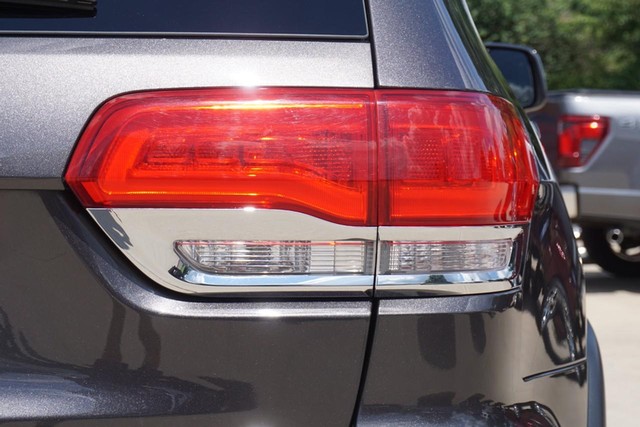 2019 Jeep Grand Cherokee Limited 4x4 image 16