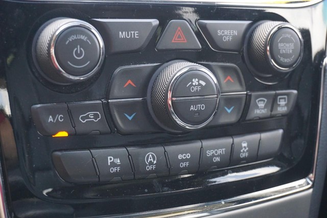 2019 Jeep Grand Cherokee Limited 4x4 image 37
