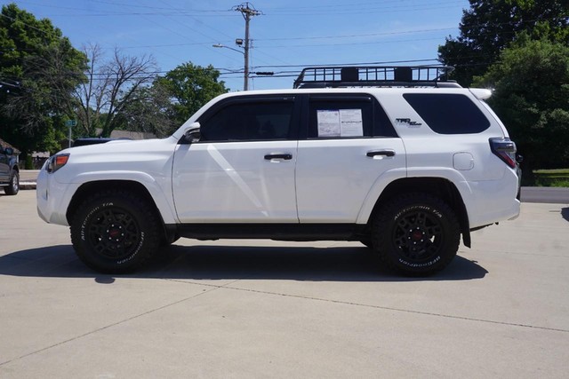 2022 Toyota 4Runner TRD Off Road Premium image 06