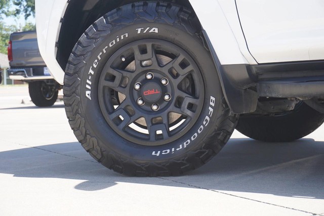 2022 Toyota 4Runner TRD Off Road Premium image 14