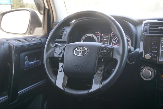 2022 Toyota 4Runner TRD Off Road Premium image 32