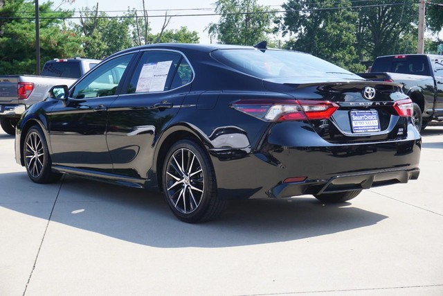 2021 Toyota Camry SE image 05