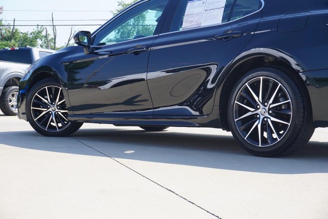 2021 Toyota Camry SE image 13