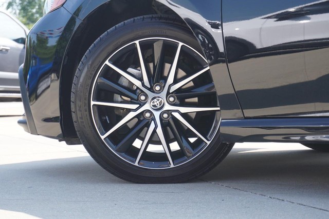 2021 Toyota Camry SE image 14