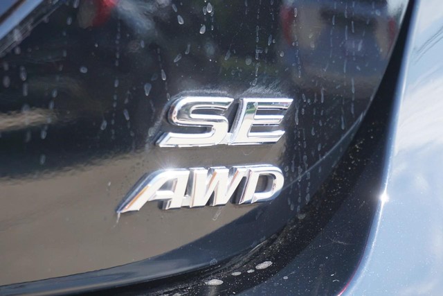 2021 Toyota Camry SE image 18
